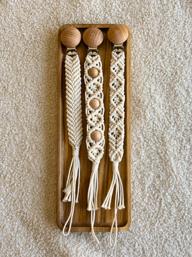 nouveaux parents bébé accessoires attache suce boho