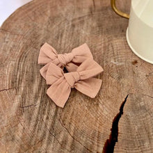 Charger l&#39;image dans la galerie, Duo de boucle moyenne | Pince tissu | Blush